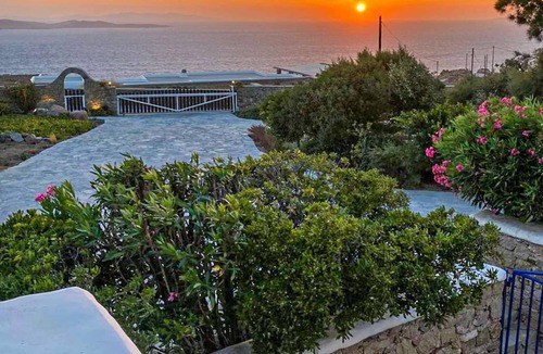 Ornos House | Villa Delos by Fantasia Villas