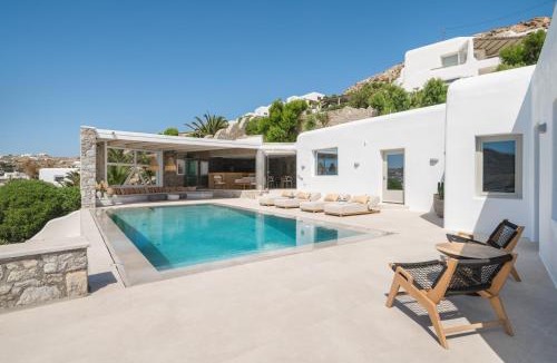 Ornos Villa | Villa Delta Ornos - Heated Pool Option - MG Villas Mykonos