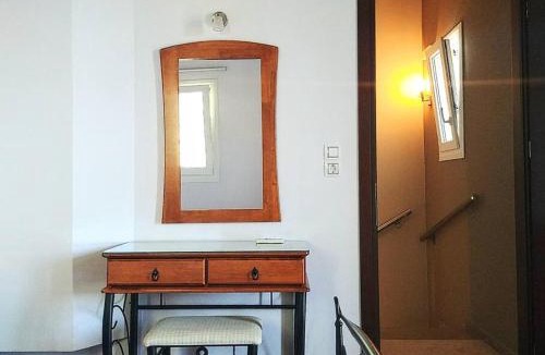Frinion Apartment | Villa *ELIA*/5' from town & sea/Mountain view