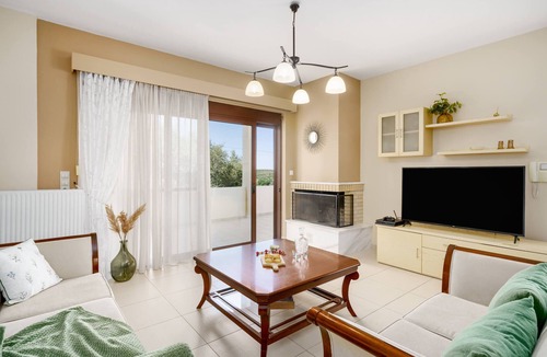 Filaki Villa | Villa Elides, a Family Retreat with Pool & Enclosed Garden