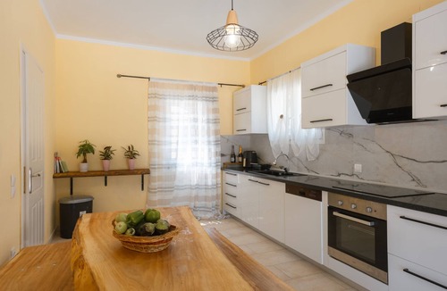 Ano Korakiana Villa | Villa Elite Dio Corfu – Pool, Aircon, WiFi, Mountain Views