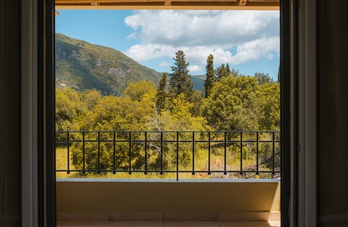 Ano Korakiana Villa | Villa Elite Dio Corfu – Pool, Aircon, WiFi, Mountain Views