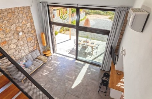 Kiotari Villa | Villa En Plò Kiotari - private descent to the sea - C