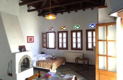 Agios Dimitrios Apartment | Villa Enallaxis