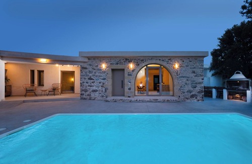 Milia Villa | Villa George, 3 BD, private heated pool, brand new, cozy