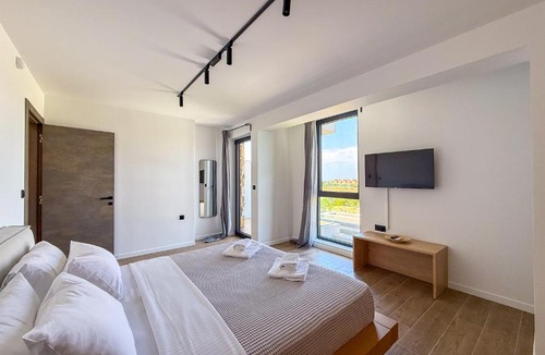 Kassandra Apartment | Villa Giorgio by halu! - Luxurious Villa in Sane