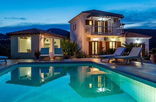 Skopelos Town Villa | Villa Glafki Large Private Pool Sea Views A C Wifi - 2829