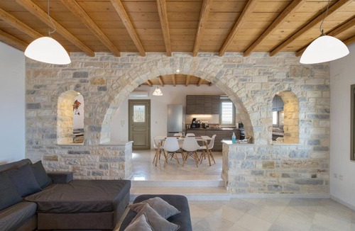 Drios Villa | Villa 'Hercules House' with Sea View, Wi-Fi and Air Conditioning