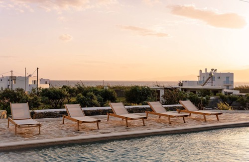 Kastraki Villa | Villa Iliaki Ιδανική για όσους θέλουν να αφεθούν να τους παρασύρει το καλοκαίρι.
