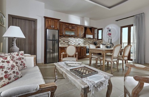 Kamilari Apartment | Villa in Kamilari near Kid-Friendly Beach