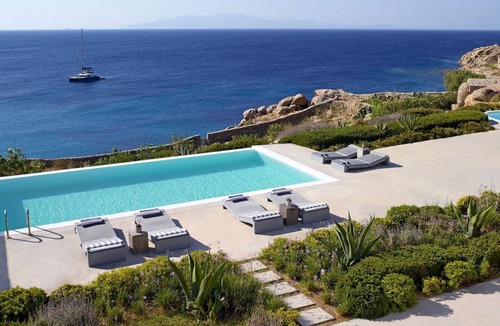 Paradise Villa | Villa in Paraga with 8 bedrooms sleeps 16