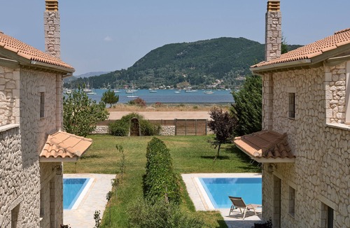 Vlicho Villa | Villa 'Iokasti' with Sea View, Private Pool, and Air Conditioning