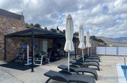Agios Nikolaos Villa | VILLA IRIFAY