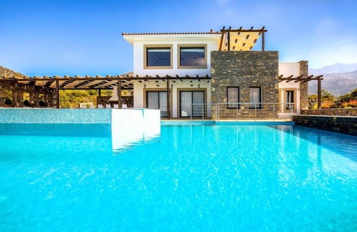 Kounelion Villa | Villa Isabelle: private pool and panoramic sea views, Sisi, Crete