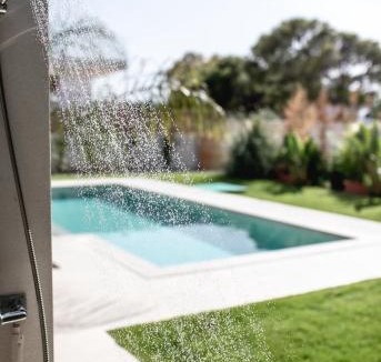 Loutraki Villa | Villa Kala Loutraki - Private Pool & Sauna I Beach