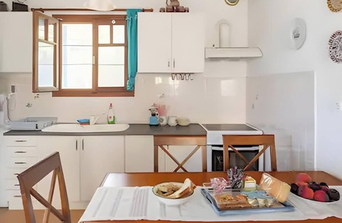 Spiliazeza House | Villa Kalliopi Countryside Retreat with Sea View, Wi-Fi and Air Conditioning