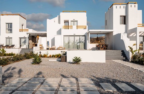 Maragas Villa | Villa Kaya, Family-Friendly Plaka Beach, Naxos