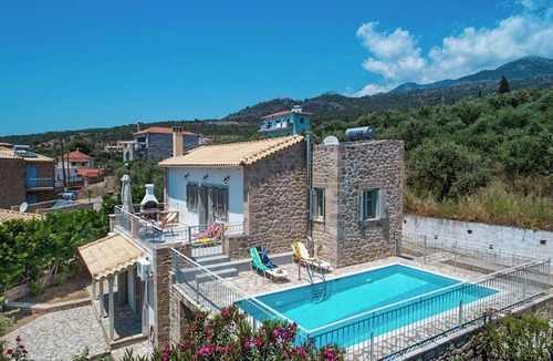 Riglia Villa | Villa Levanda Elia - Two Bedroom Villa, Sleeps 4