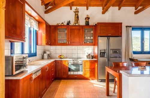 Skopelos Town Villa | Villa Levanda - Three Bedroom Villa, Sleeps 5