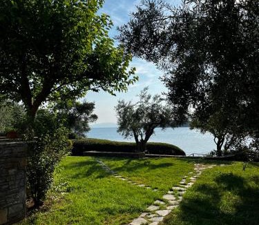 Sourpi Villa | Villa Liana