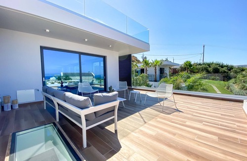 Kissamos Villa | Villa Lydia ,two pools, indoor heated pool , sea view