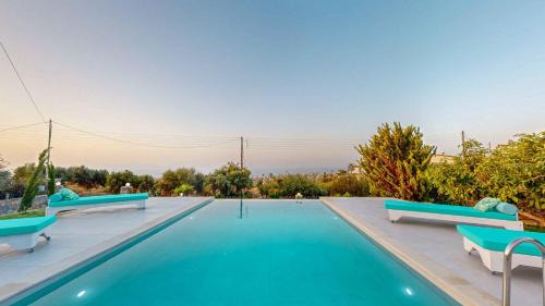 Vathianos Kampos Villa | Villa Manetti with Private Pool and Garden by Hospi Living