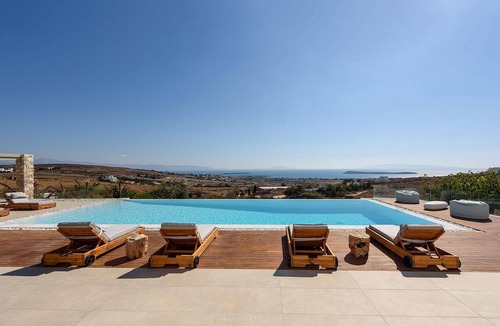 Paros Villa | Villa Melina with pool and view - My Rental Homes