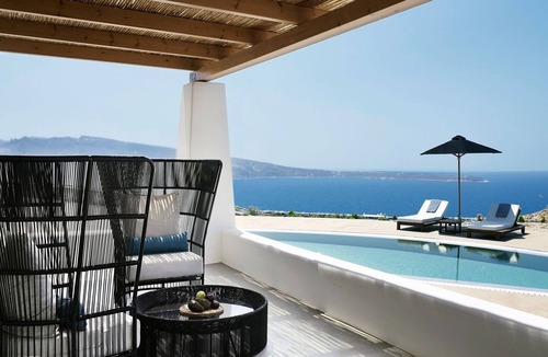 Oia Villa | Villa Meliora, Divine Sunset & Sea Views, Private Pool, Furnished Terrace, Oia