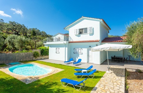 Longos Villa | Villa Mia: Private Pool, Walk to Beach, A/C, WiFi, Car Not Required