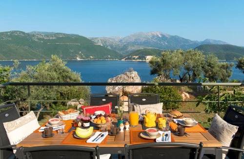 Meganisi Villa | Villa Mimosa
