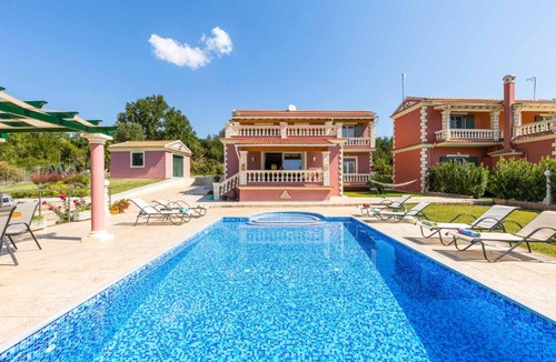 Limni Villa | Villa Mirela Megali