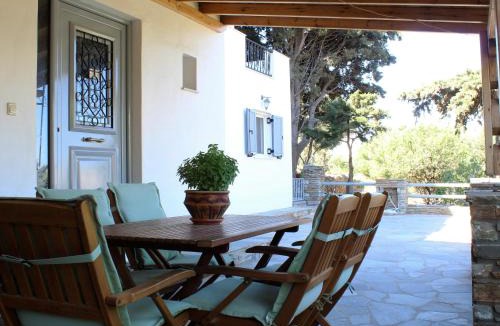 Mpatsi Apartment | Villa Nefeli