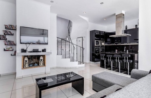 Gennadi Villa | Villa Nepeta - Four Bedroom Villa, Sleeps 11