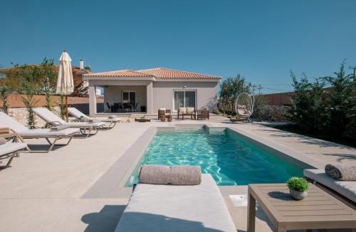 Agrilia Villa | Villa Nicoldia with private pool near Laganas
