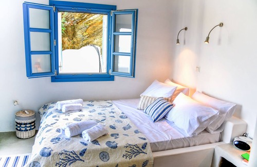 Loutra Villa | Villa Niloya-100m from the seaside