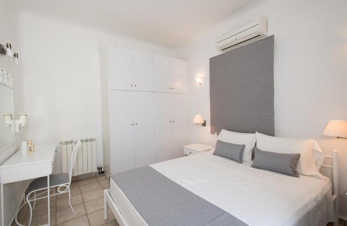 Platis Gialos Apartment | Villa Nireas