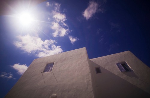 Koufonisia Apartment | Villa “Ocyrrhoe” with Private Terrace, Wi-Fi and Air Conditioning