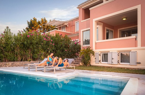 Kommeno Villa | Villa OMNIA - Kommeno bay private infinity pool