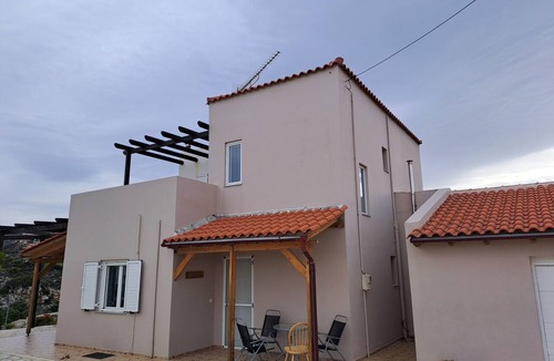Plaka Villa | Villa Pateo IPS - scenery views, private pool