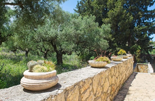 Neromilos Villa | Villa Petalouda Stunning Villa in Zakynthos
