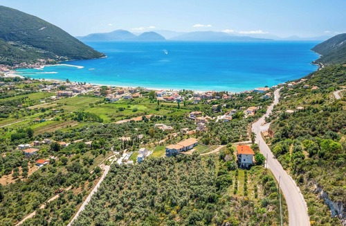 Evgiros Villa | Villa Ponti - Three Bedroom Villa, Sleeps 6