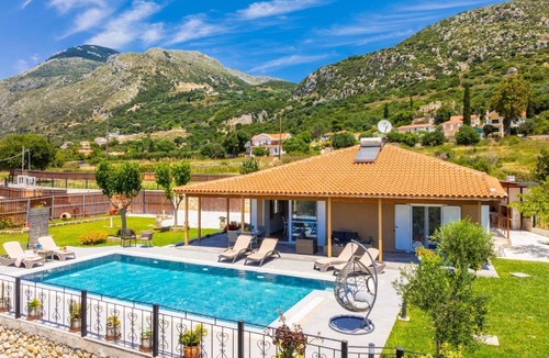 Kolaitis Villa | Villa Rudi - Two Bedroom Villa, Sleeps 4