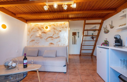 Imerovigli Apartment | Villa Sertis Santorini