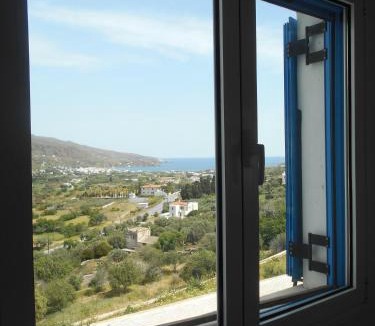 Mousionas House | Villa Sis - Cycladic Sea View Luxury Home near Milos Beach & hiking trails 3, 4 & 5