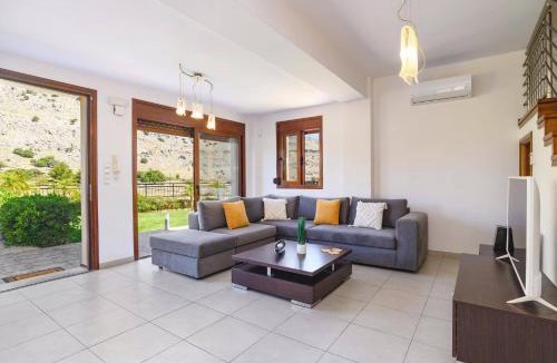 Pefkos Villa | Villa St Nicholas by Villa Plus