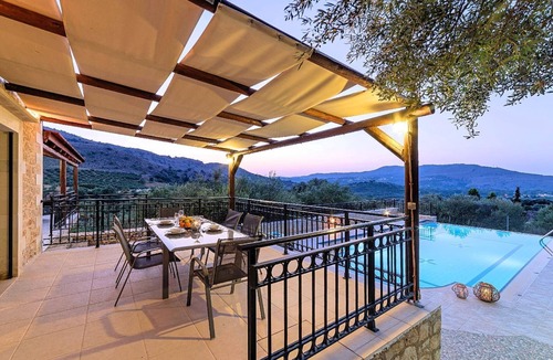 Mathes House | Villa Stelios Private Pool
