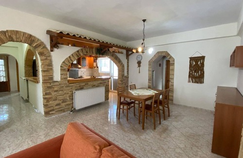 Marathias Villa | Villa Theo ideal for groups and big families