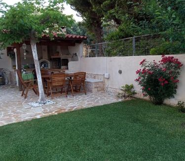 Spata-Artemida Villa | Villa Tsios