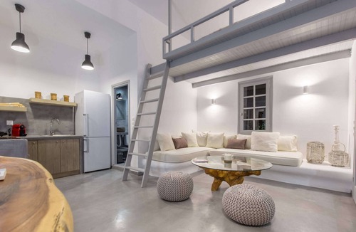 Platis Gialos Villa | Villa Valente in Mykonos with two pools!
