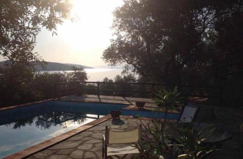 Sithonia Villa | Villa Valia: Traditional Luxurious Residence